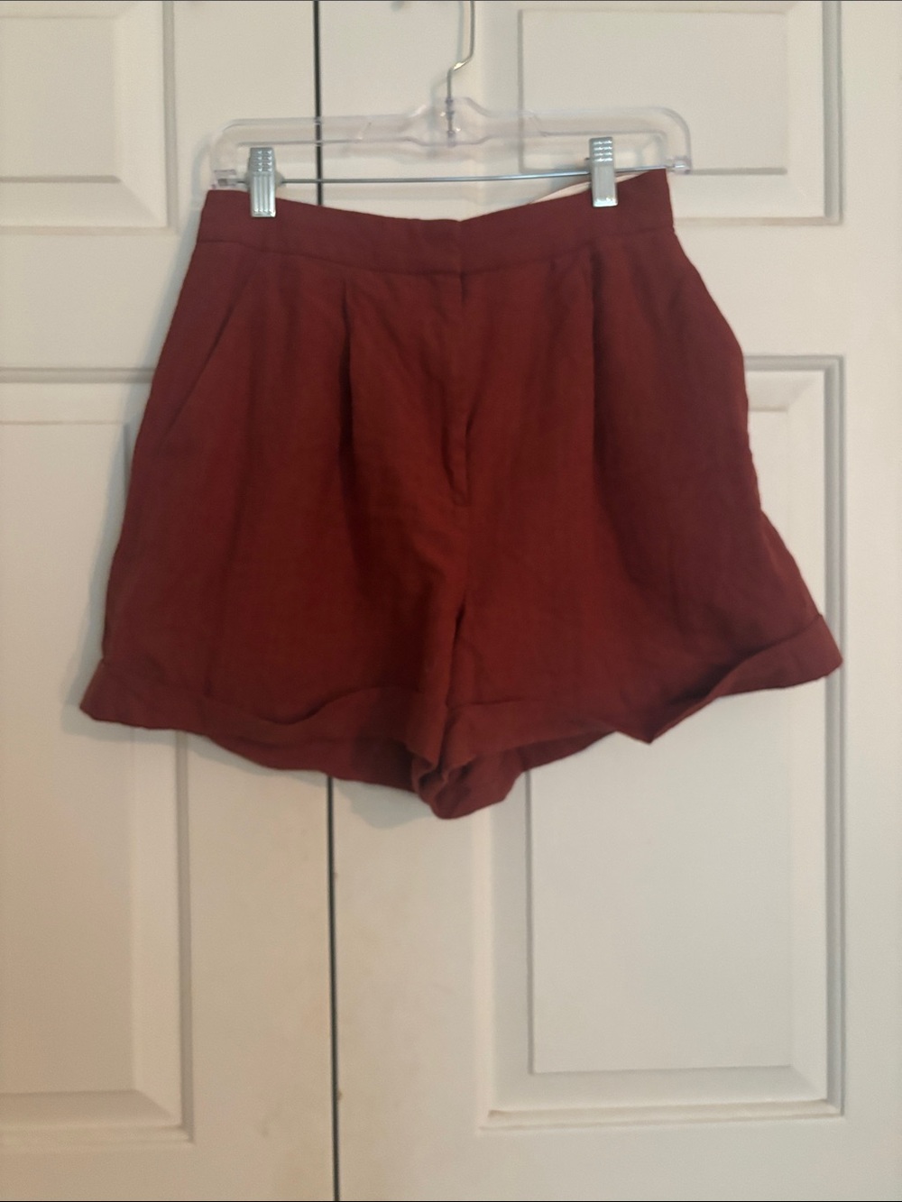 Sezane Dogan shorts in Chestnut linen